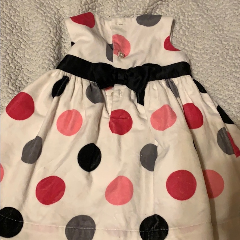 Polka dot 👗 - Picture 2 of 4